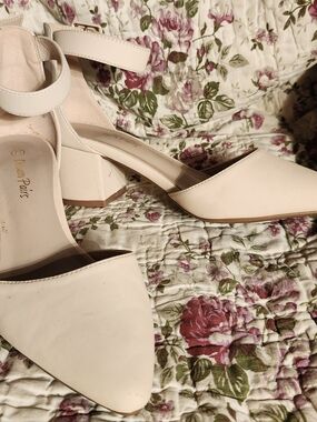 Dream Pairs Women's Ankle-Strap Block Heel Pumps - Cream